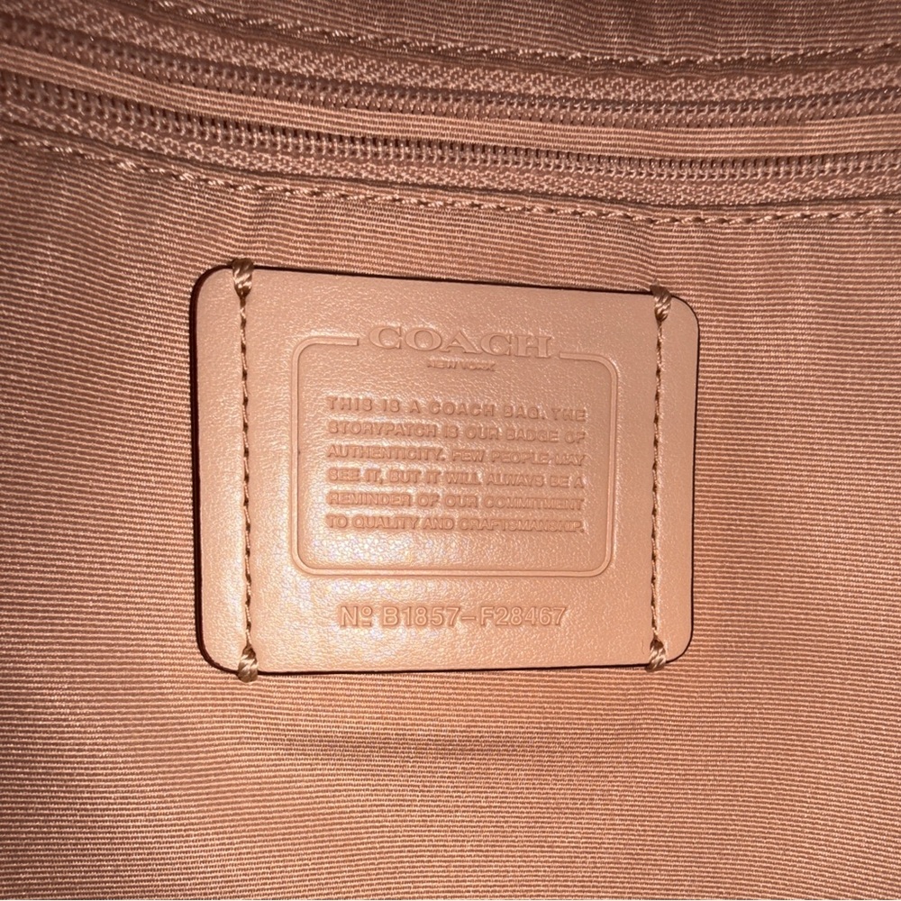 Coach Ava Tote - Picture 7 of 8